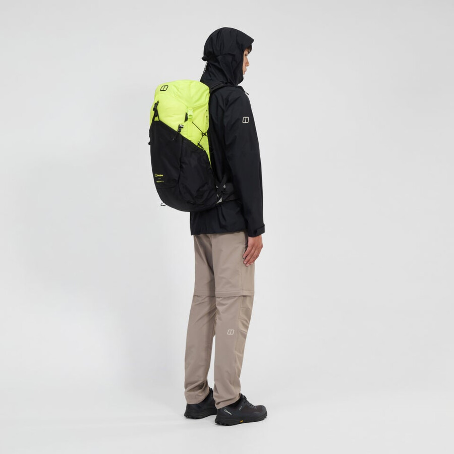 unisex freeflow 30l pack - amarillonegro berghaus
