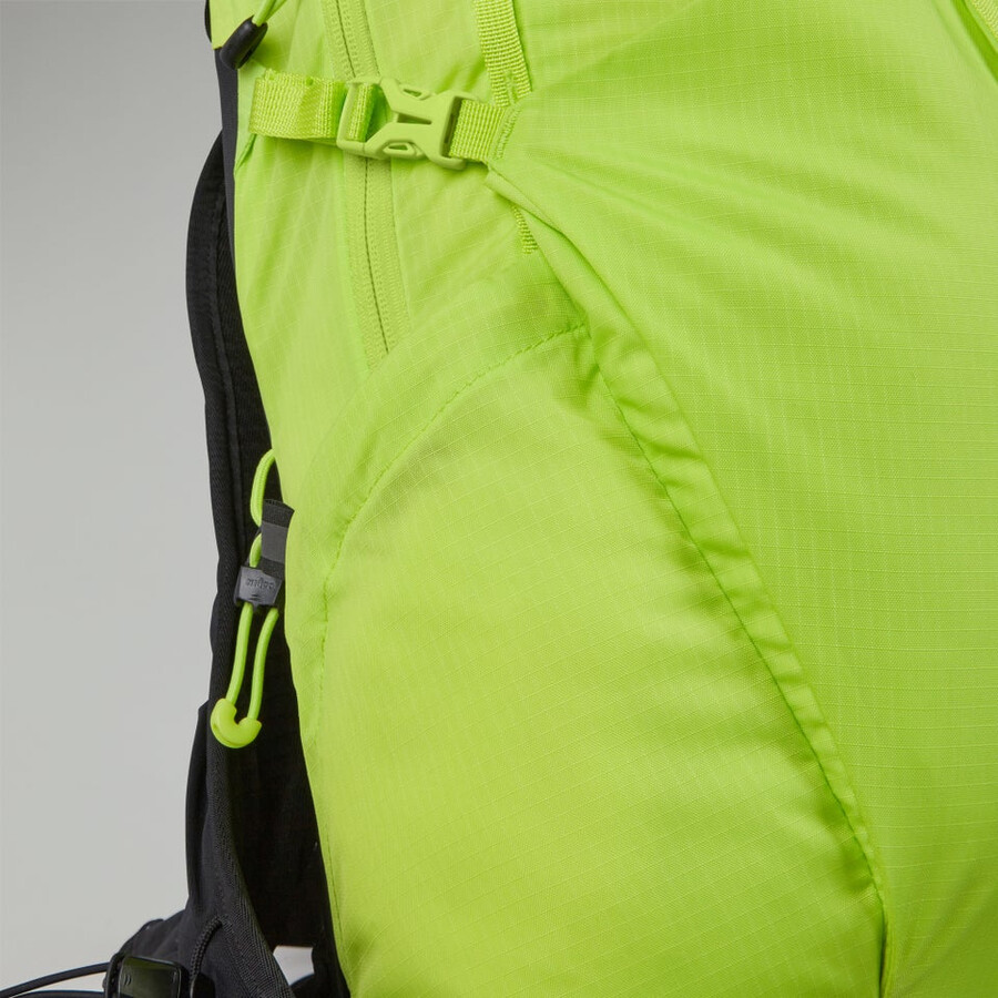 las mujeres remoto de caminata f23 mochila - amarillo berghaus