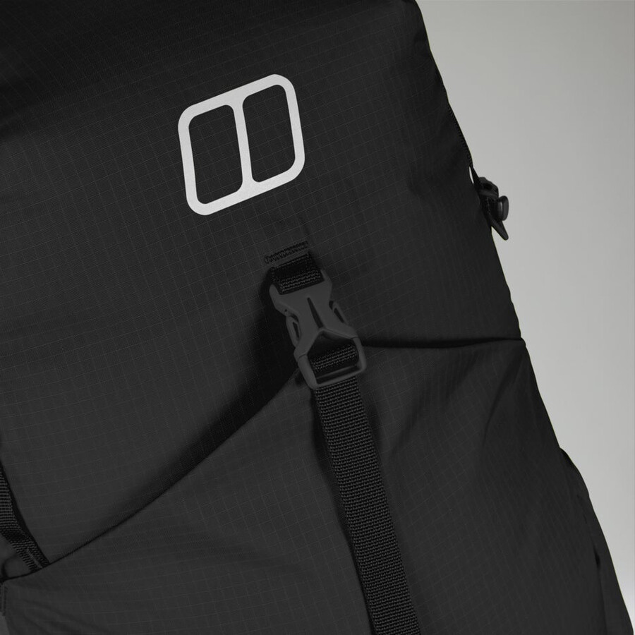 los hombres de la remota caminata m23 mochila - negro berghaus