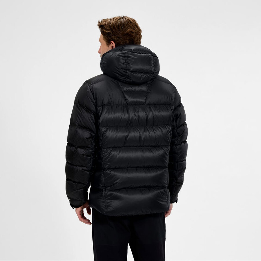 los hombres del mtn areté ultra abajo con capucha - negro berghaus