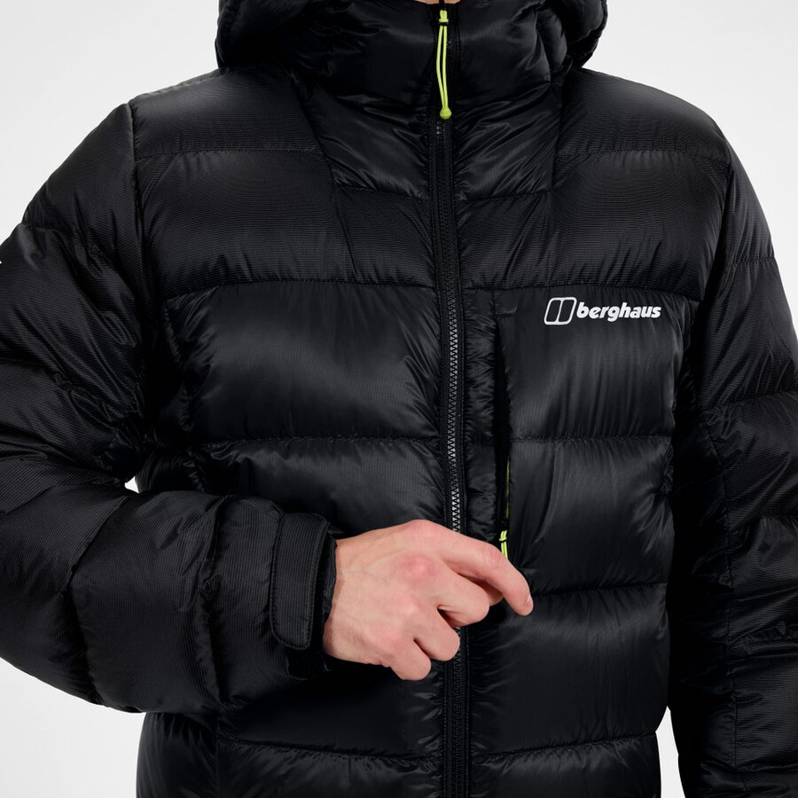 los hombres del mtn areté ultra abajo con capucha - negro berghaus
