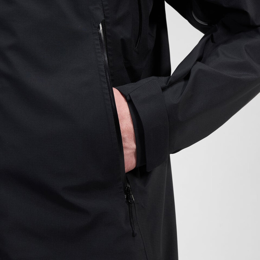los hombres de la cumbre del buscador de la chaqueta de gore-tex - negro berghaus