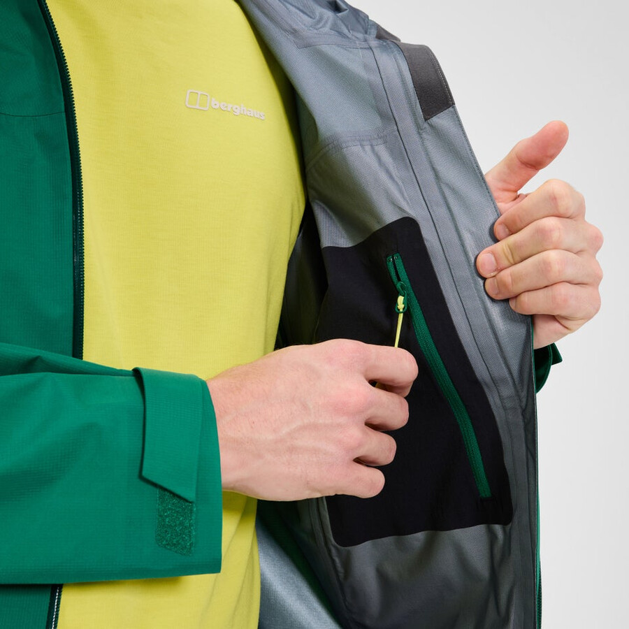 los hombres de la cumbre del buscador de la chaqueta de gore-tex - verde berghaus