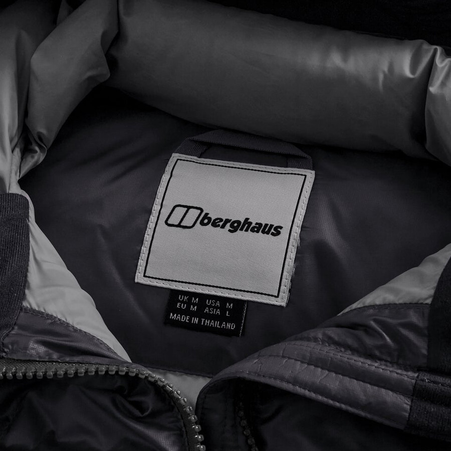los hombres del explorador de abajo chaqueta - negro berghaus
