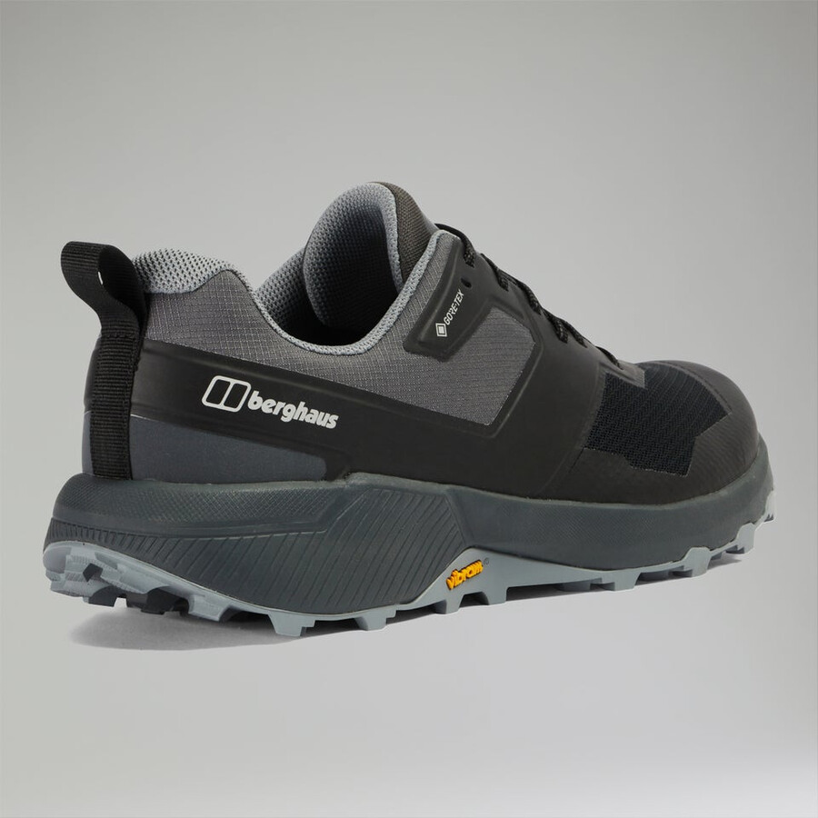 los hombres del sendero activa de gore-tex zapatos - negrogris oscuro berghaus