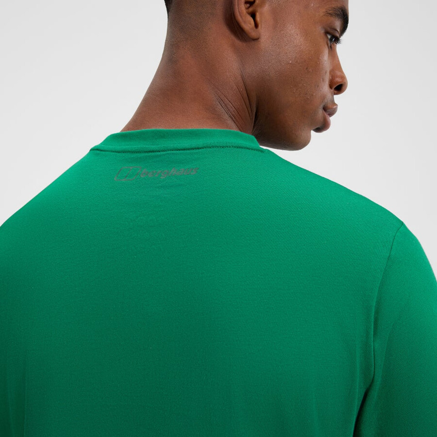 los hombres de la montaña de huelga - camiseta verde berghaus