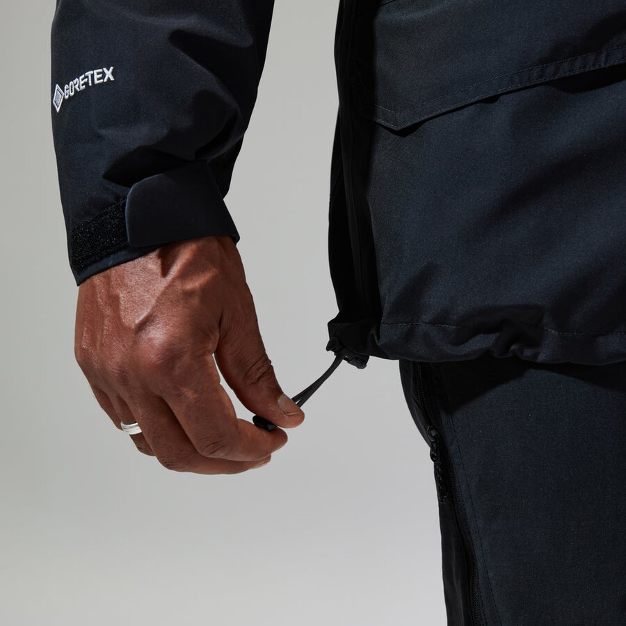 los hombres de la cornisa de gore-tex interactivo de la chaqueta - negro berghaus