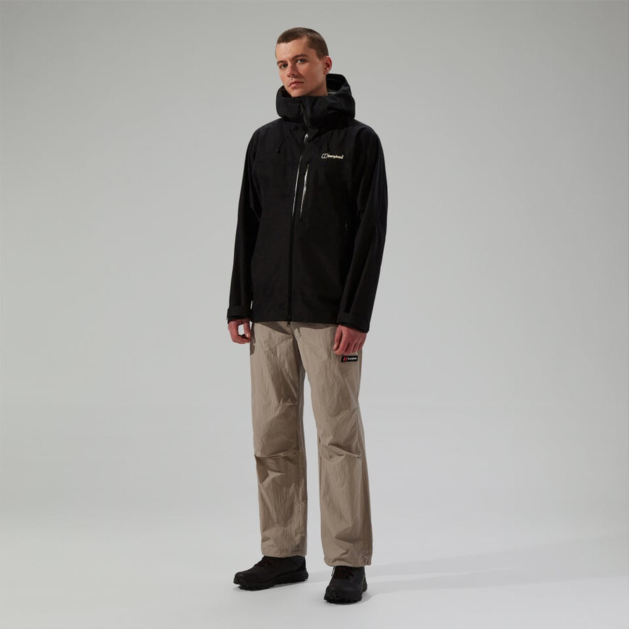 los hombres ridge-buscador de gore-tex impermeable chaqueta - negro berghaus