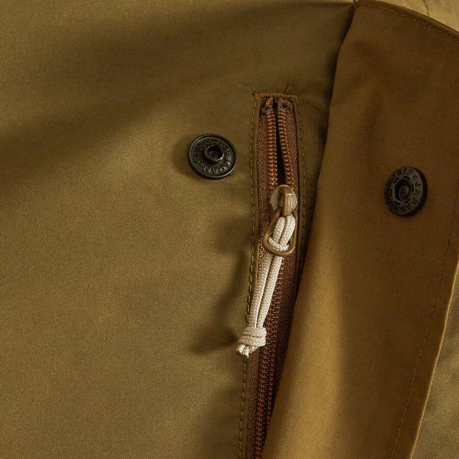 los hombres de la cornisa 2.0 interactivo chaqueta marrón berghaus