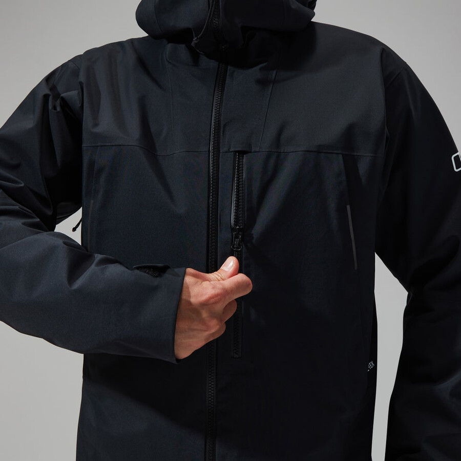 los hombres del mtn buscador de la chaqueta de gore-tex - negro berghaus