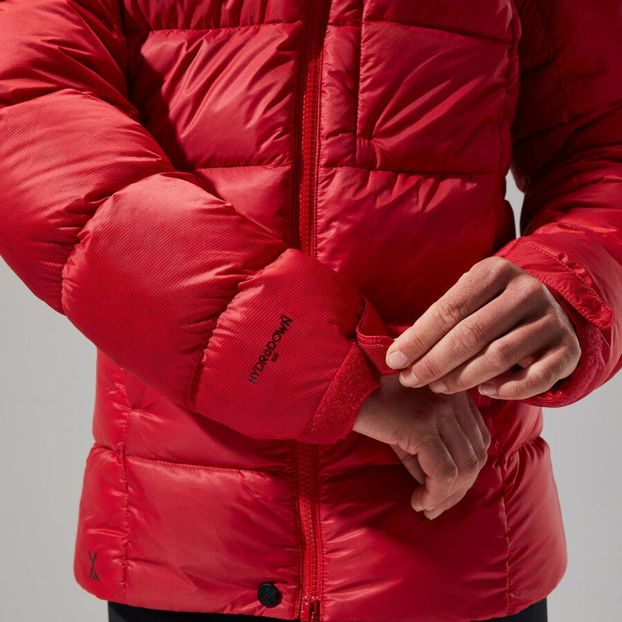 las mujeres del mtn areté ultra abajo con capucha - rojo berghaus