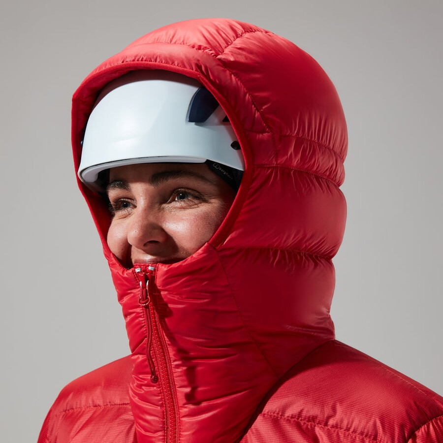 las mujeres del mtn areté ultra abajo con capucha - rojo berghaus