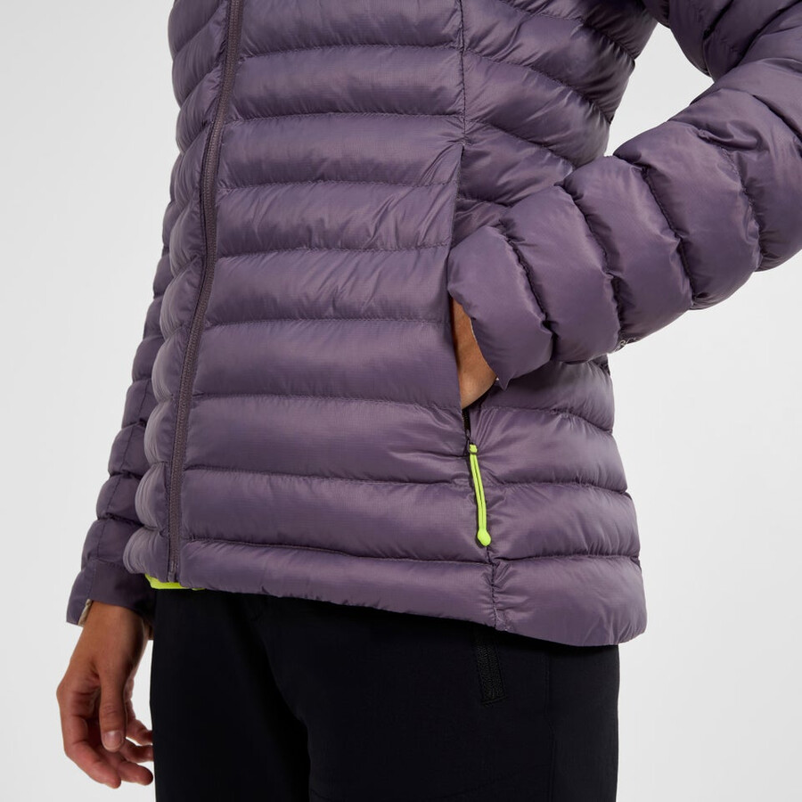 la mujer trail-nómada sintético chaqueta de aislamiento - púrpura berghaus
