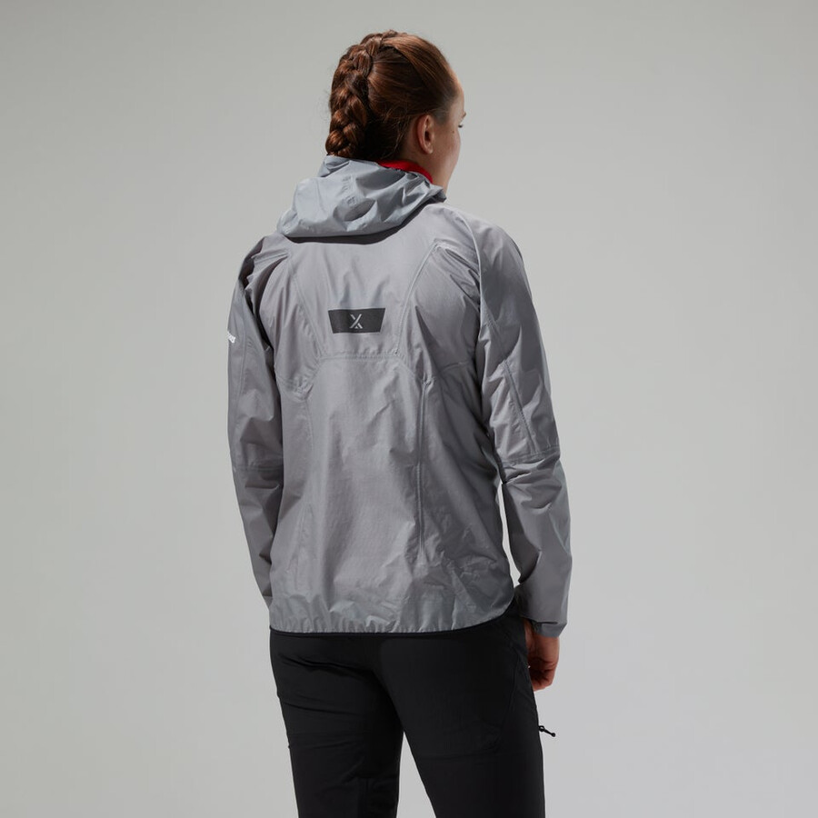 las mujeres del mtn guía de hyper lt chaqueta gris berghaus
