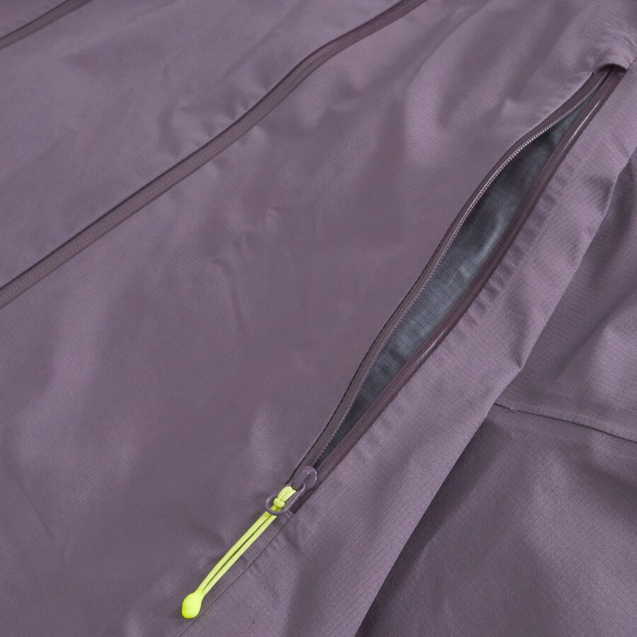cumbre de mujeres buscador de la chaqueta de gore-tex - púrpura berghaus