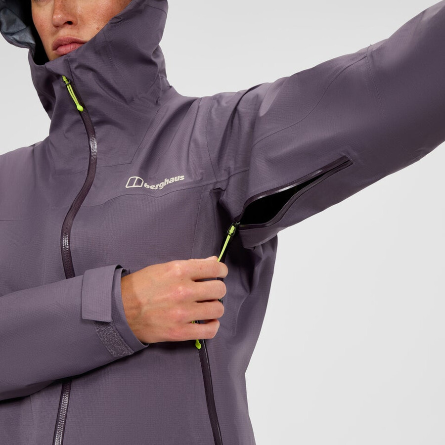 cumbre de mujeres buscador de la chaqueta de gore-tex - púrpura berghaus