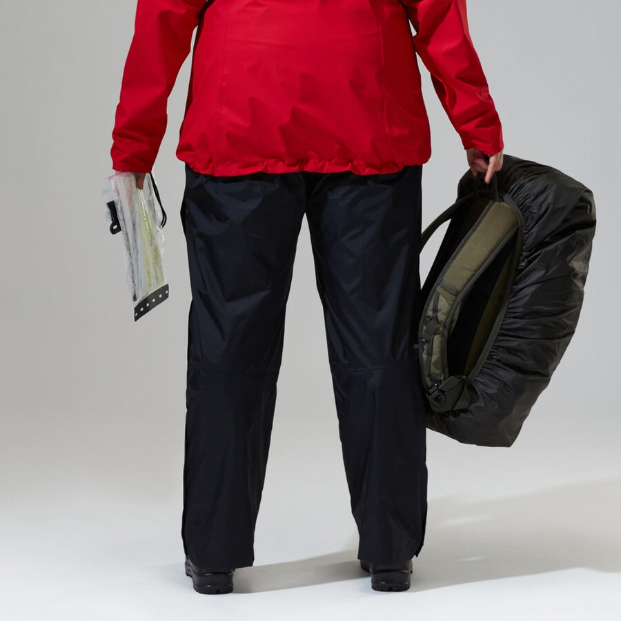 las mujeres del diluvio 2.0 pantalón negro berghaus