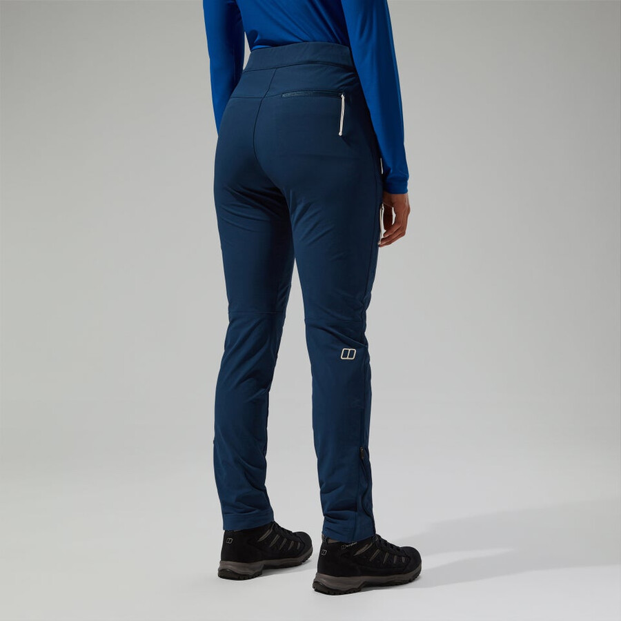 las mujeres de la ruta-en el explorador de pantalón - marina berghaus