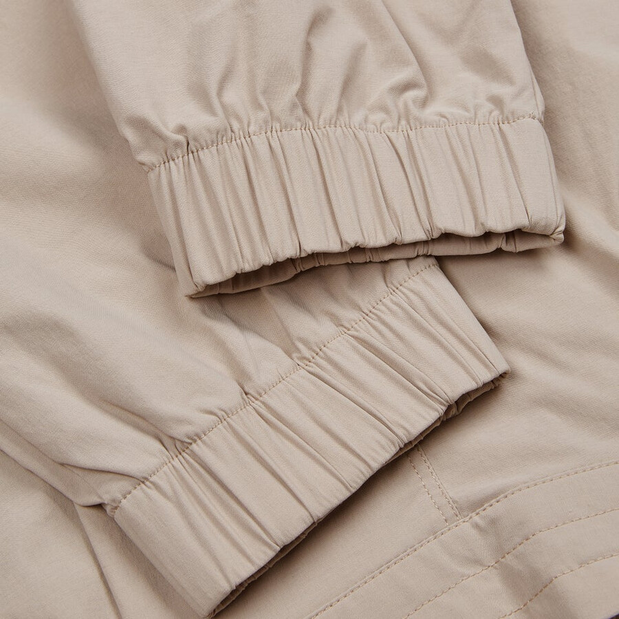 las mujeres del explorador de pantalón gris berghaus