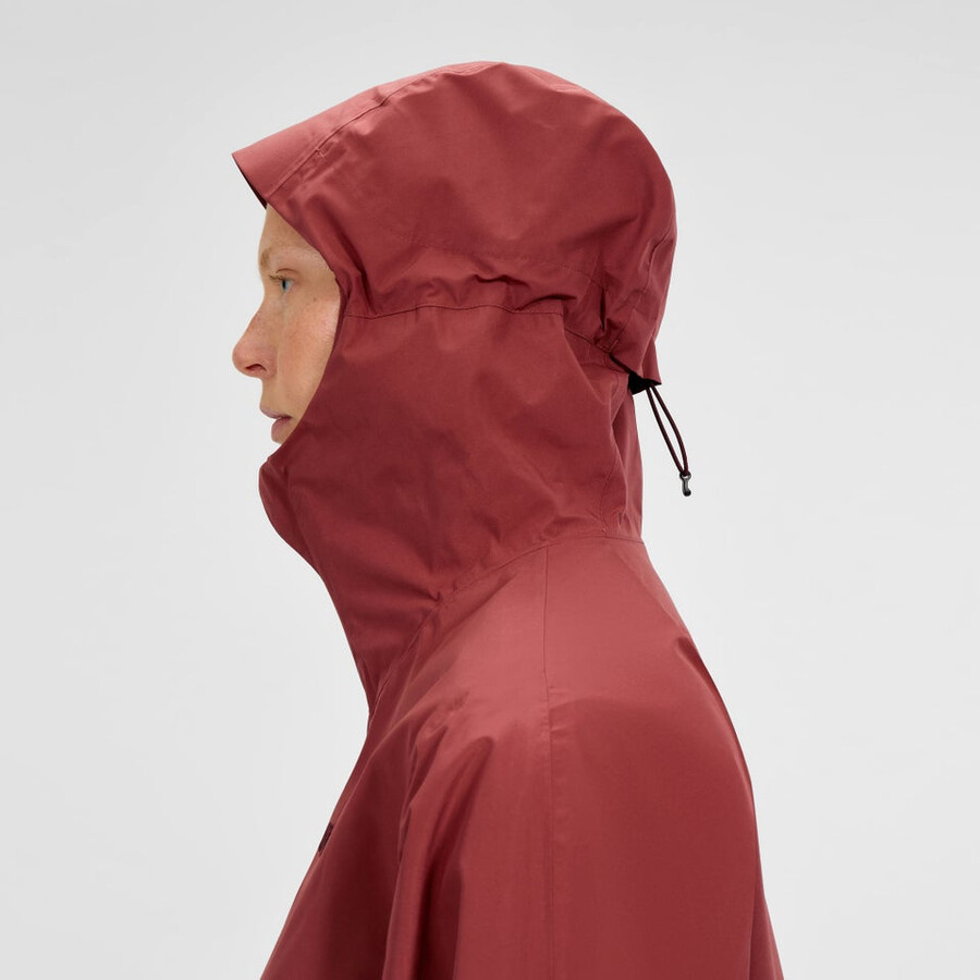 la mujer ahsbery de gore-tex impermeable chaqueta - rojo berghaus