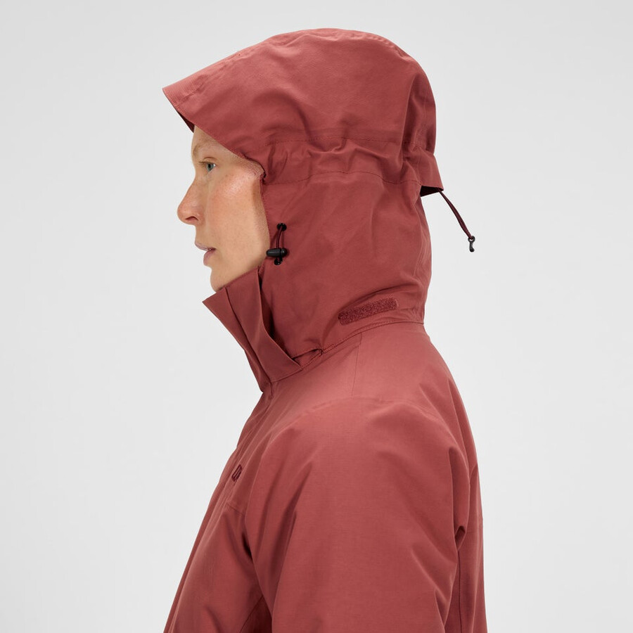 las mujeres del escalador 2.0 interactivo de gore-tex impermeable chaqueta - rojo berghaus